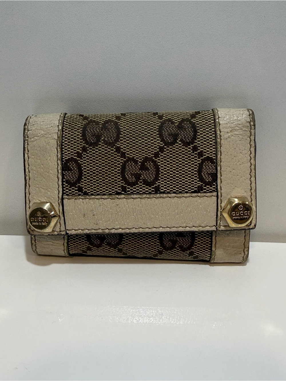 Gucci Beige Monogram Canvas Key Holder